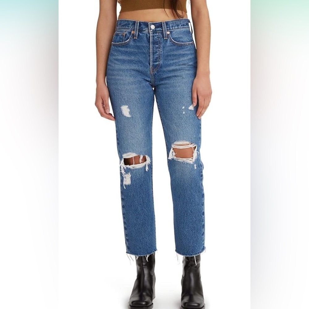 Levi’s/ brand new/ wedgie straight/ high rise/ size 27X28